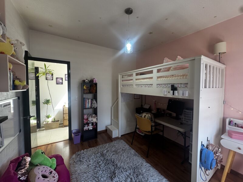 Casa en Venta en Villa Toscana. Toluca