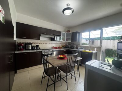 Casa en Venta en Villa Toscana. Toluca