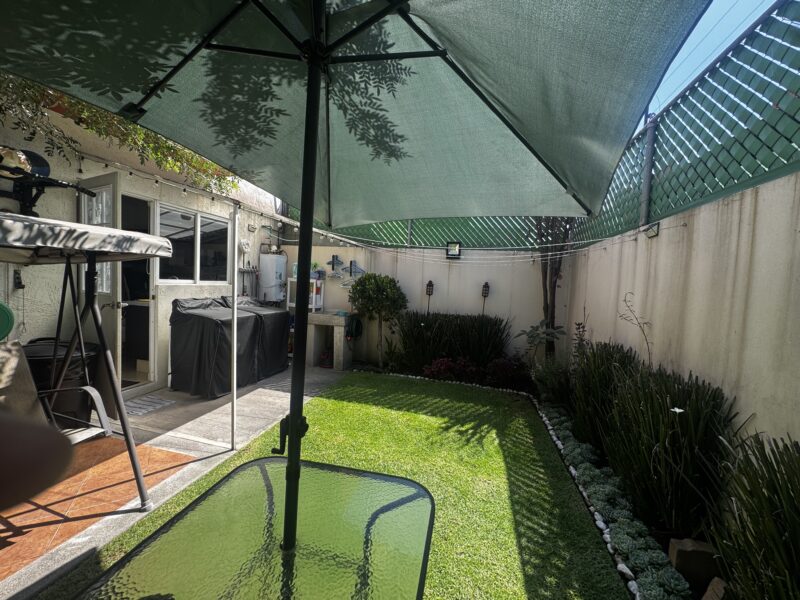 Casa en Venta en Villa Toscana. Toluca